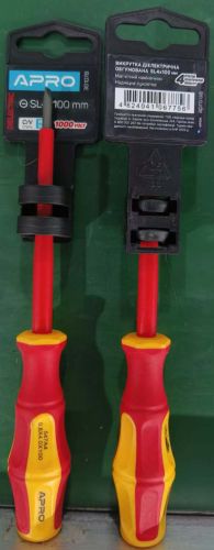 Викрутка діелектрична SL4x100 CrV (плоска) обгумована APRO