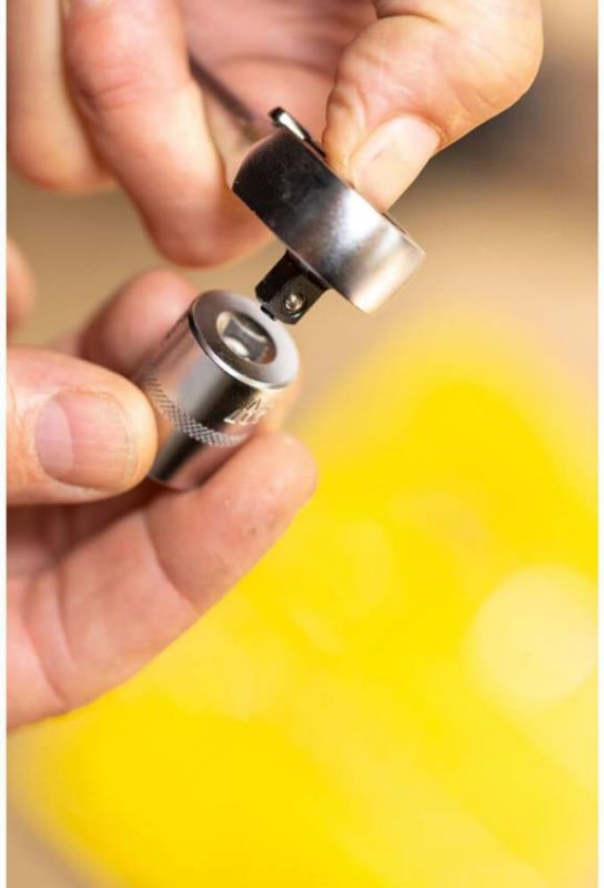 Головка 1/4 х 10 мм, з шестигранним профілем, стандартна, метрична. STANLEY FMMT17195-0