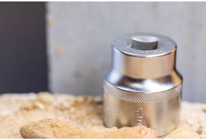 Головка 1/4 х 13 мм, з шестигранним профілем, стандартна, метрична. STANLEY FMMT17198-0