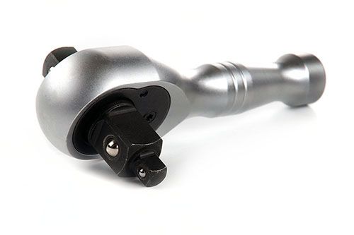 Ключ-тріскавка з металевою ручкою 2-х сторонній CrV ½ / ⅜ / ¼ 72 Т  (APRO)