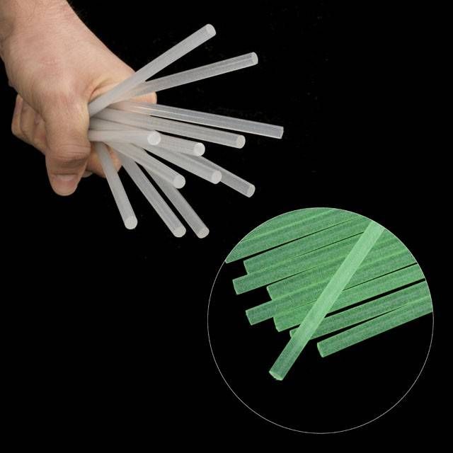 Комплект клейових стрижнів флуоресцентних, 7,4×200 мм, 12 шт. INTERTOOL RT-1040