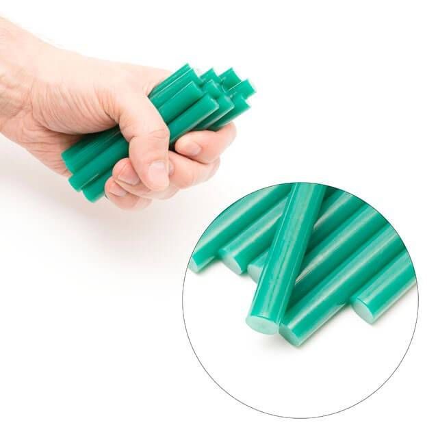 Комплект клейових стрижнів зелених, 11,2×100 мм, 12 шт. INTERTOOL RT-1056