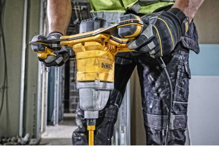 Міксер мережевий DeWALT DWD241 1800 Bт